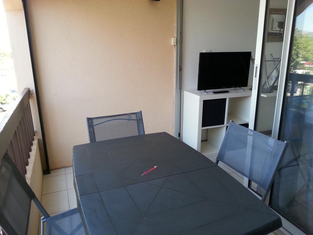 Les Amarines : Numero 109 Apartment Gruissan Exterior photo